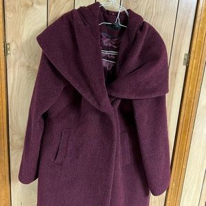 Eli Tahari alpaca wool coat with oversized hood. Snap closure. Size 10
